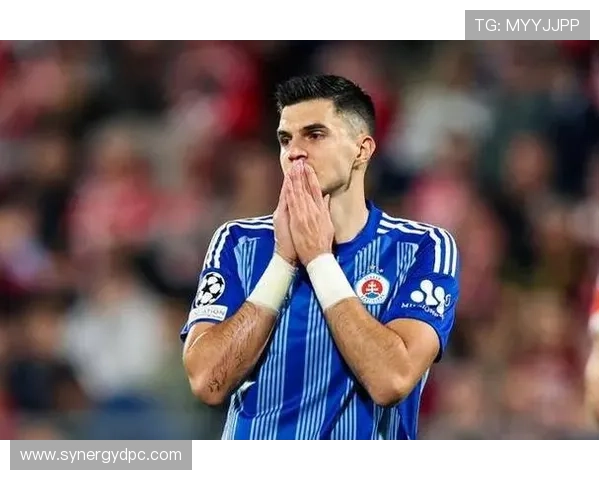 克罗地亚前锋布迪米尔锋线表现稳健